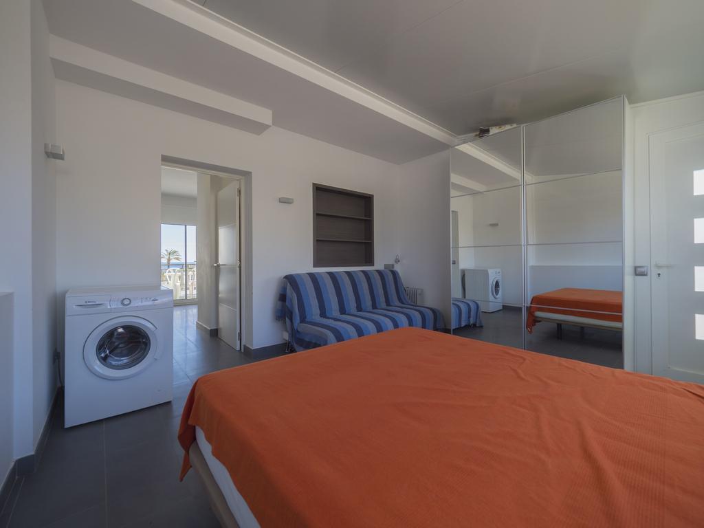 Inmosantos Oasis B8 Apartman Roses Kültér fotó