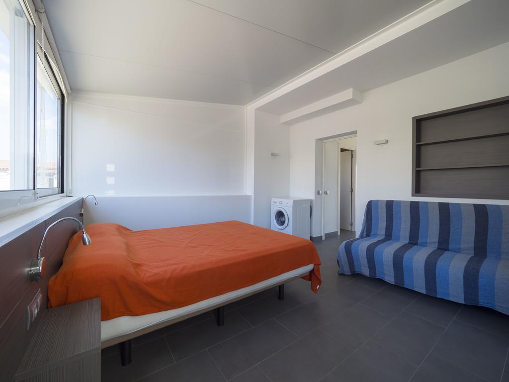 Inmosantos Oasis B8 Apartman Roses Kültér fotó